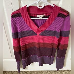 •Free Shipping• Woman’s Sweater